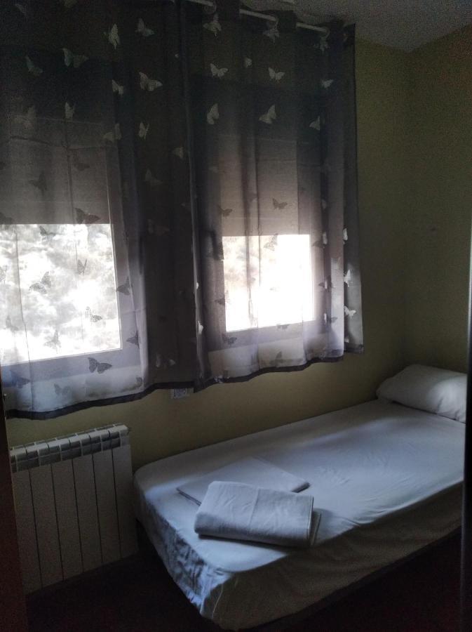 Albergue Santa Barbara Aliaga Ngoại thất bức ảnh