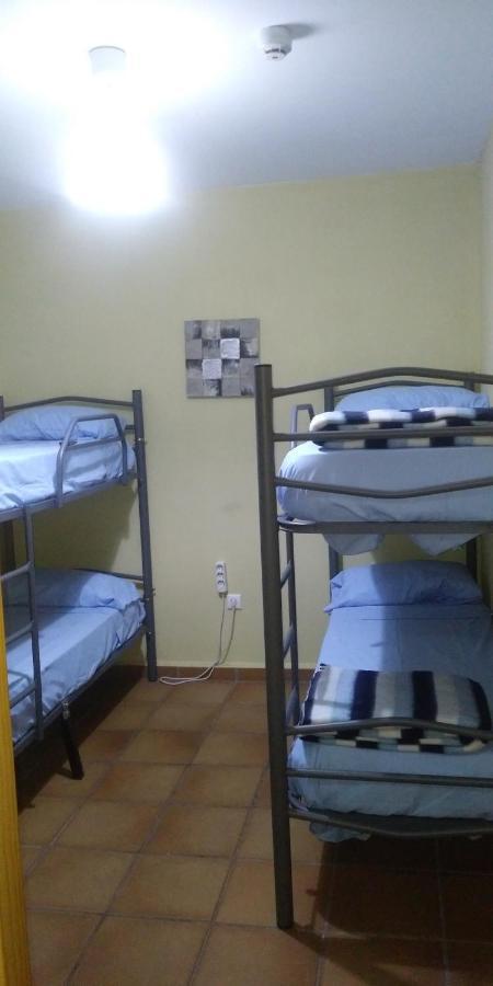 Albergue Santa Barbara Aliaga Ngoại thất bức ảnh
